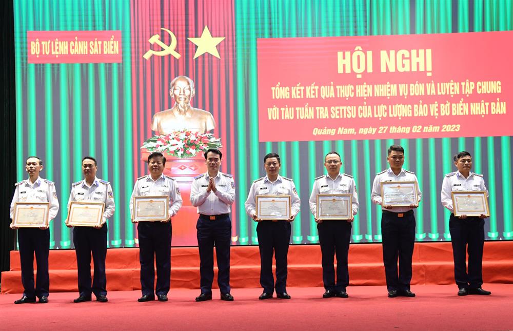 Bộ Tư lệnh Cảnh sát biển tổng kết thực hiện nhiệm vụ đón và luyện tập chung với Lực lượng Bảo vệ bờ biển Nhật Bản